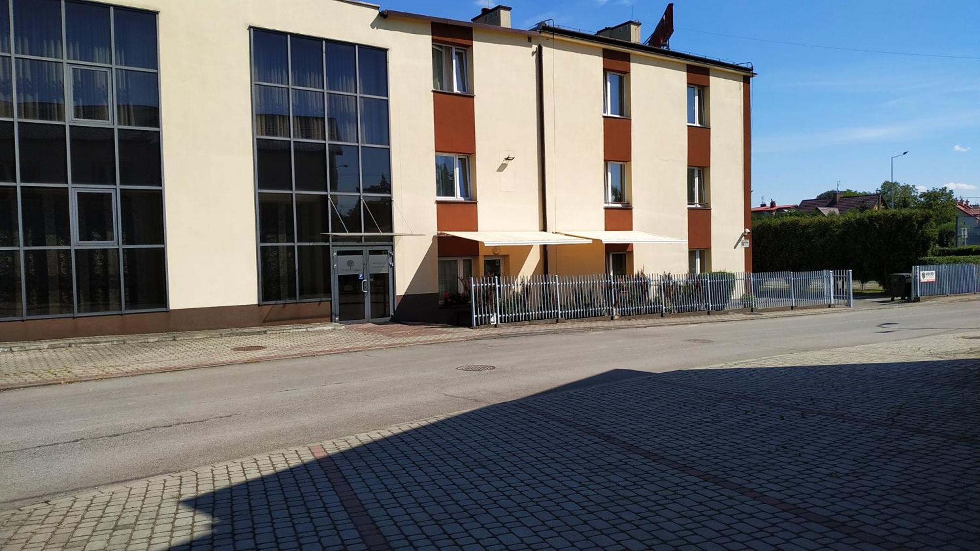 Hotel Eden 24H Rzeszów Exterior foto